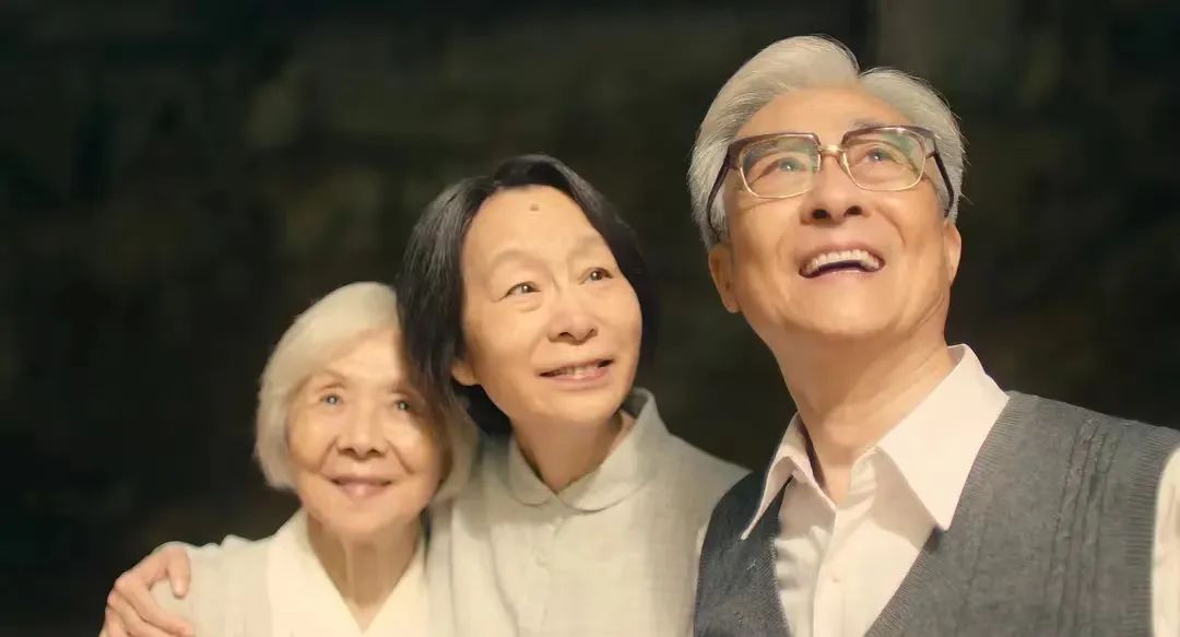 没有退休金的父母，计划卖房养老