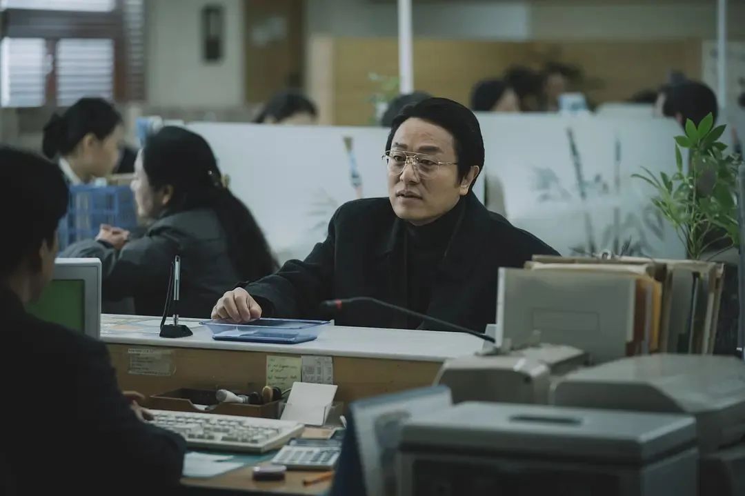 21％的韩国人支持收单身税_蔡徐坤抱粉丝后道歉_蔡徐坤粉丝都是00后
