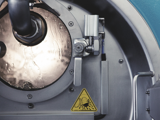 做出全尺码神裤的，为什么是优衣库？