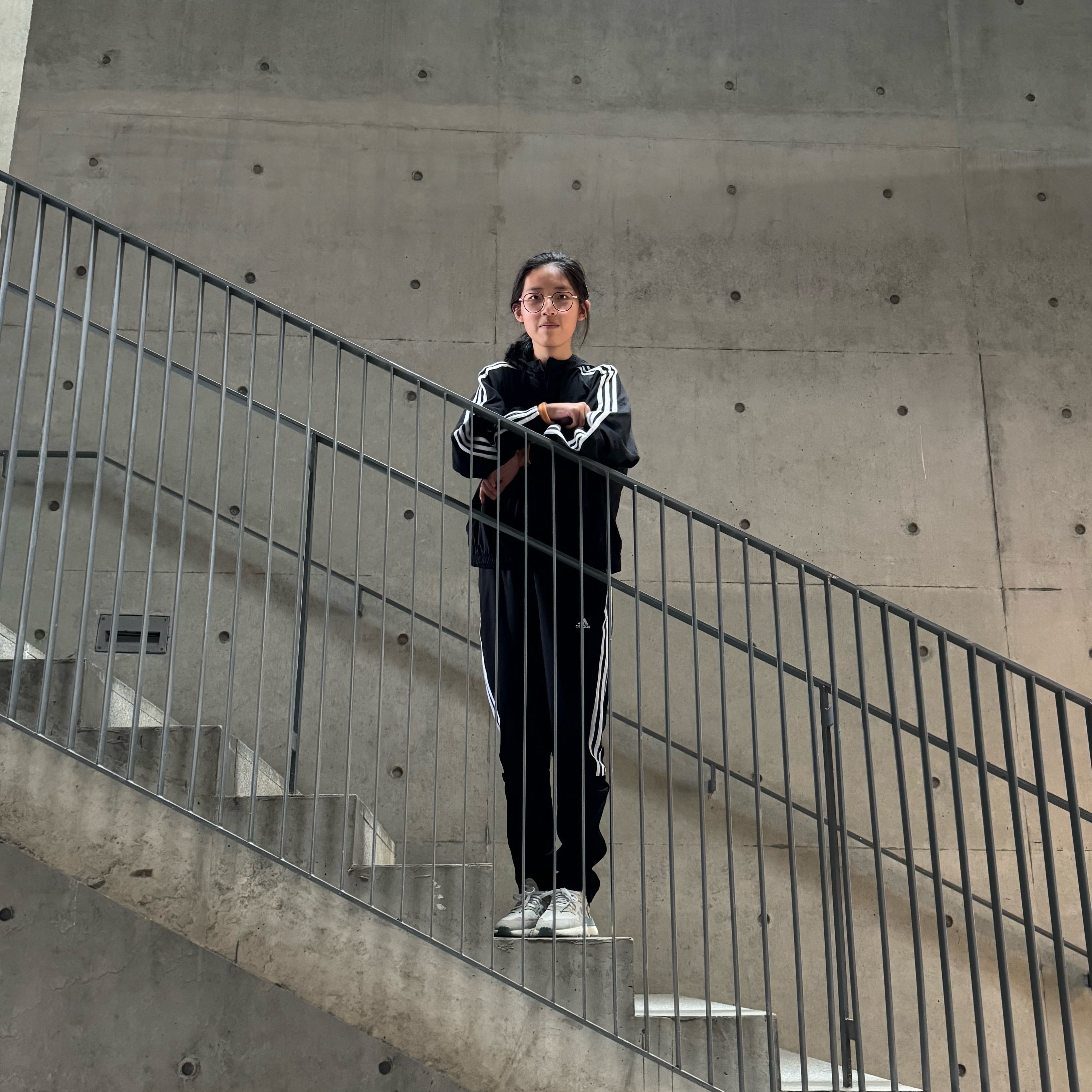 美梁梁