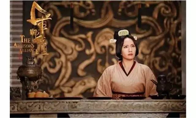 电视剧《军师联盟》剧照 卞夫人