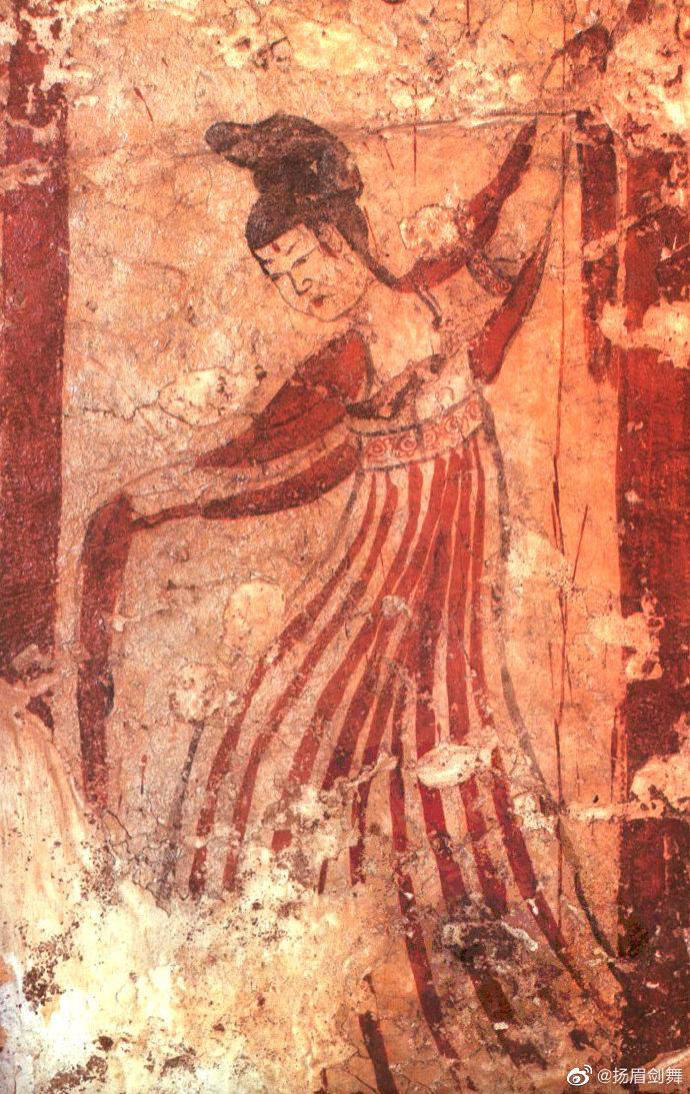 打破偏见,从古代服饰里认识“我们是谁”丨专访《国家宝藏》服饰顾问扬眉剑舞