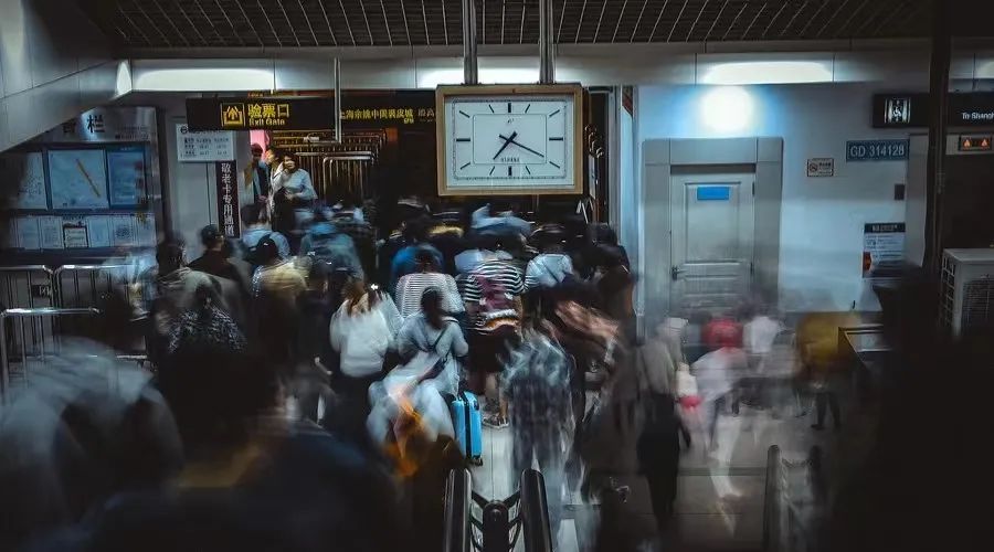 资讯|超1400万人通勤时间1小时以上,有你吗?