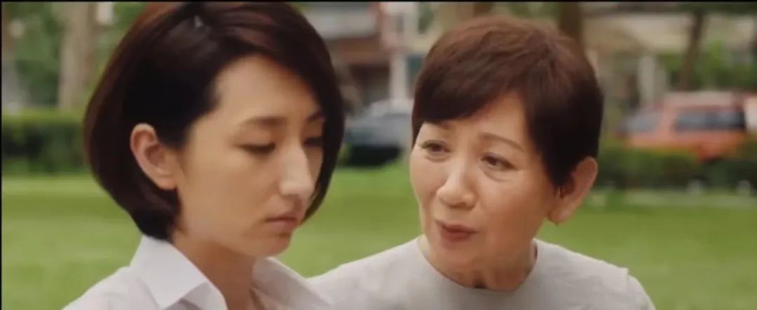 爱介绍对象的大妈，到底图什么？
