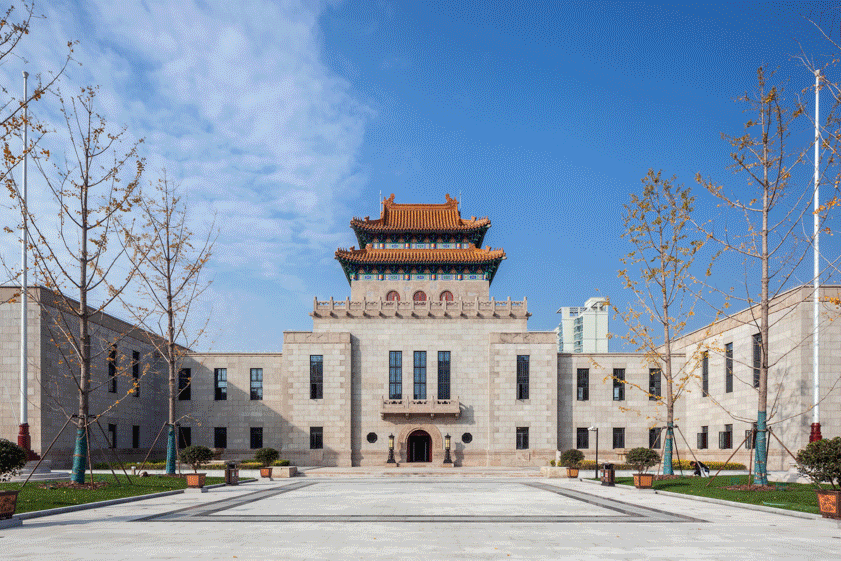 在流动的建筑中，阅读有温度的上海