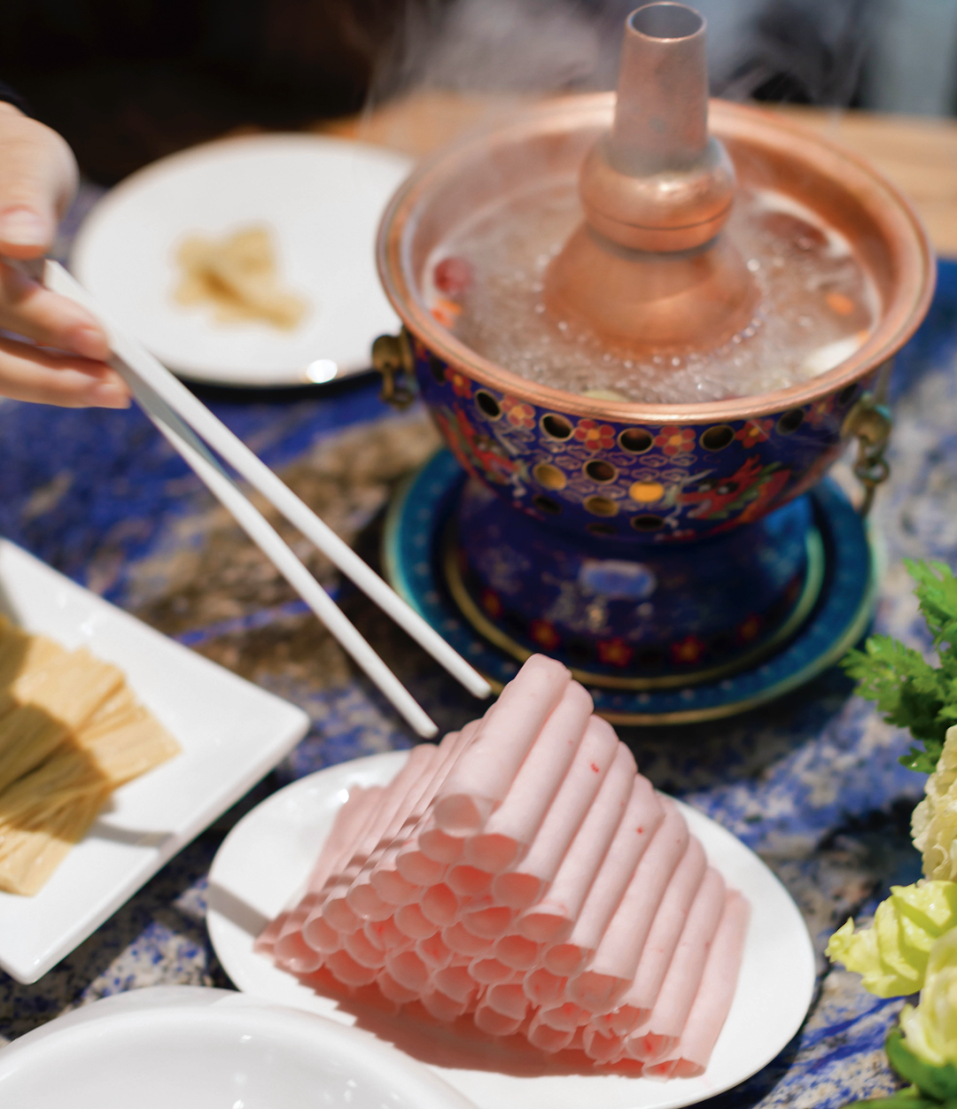 菊花热锅，曾比涮肉还流行的北京“宫廷火锅”