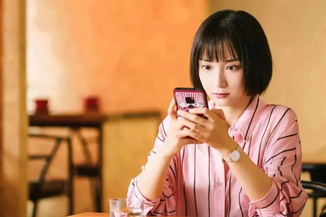 一分钟八反转爆款短剧何以掀起流量狂潮