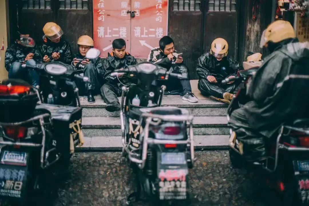 没吃先付12元肯德基打包费刺客要抛弃穷人了