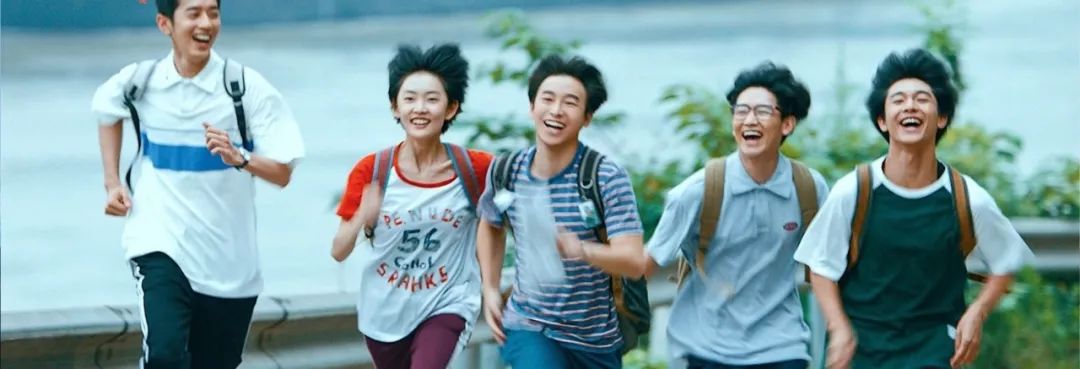 张雨轩是农超和马俊杰的朋友,她家租住在登塘镇林妈陂村一个篮球场