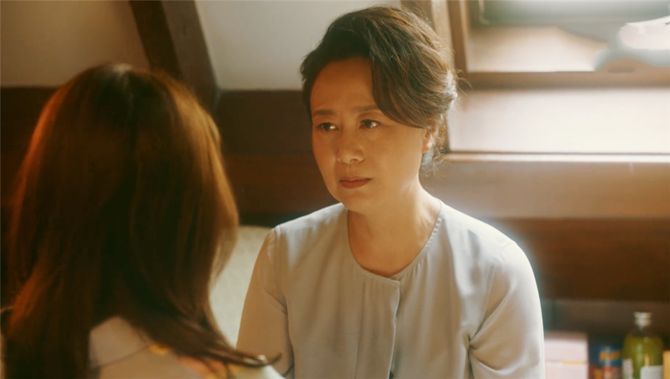 《小舍得》剧照"原来无所不能的妈妈遇到事儿了也还是会嗷嗷哭着去找