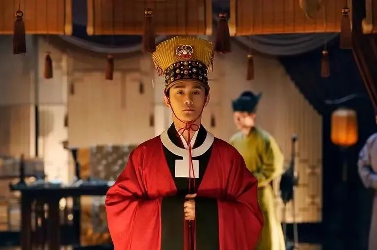 我给“宋代公主”做礼服:爆款古装剧的妆造正统吗?